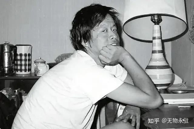 王小波与冯唐情话·在幽默与深情中，诉说爱意